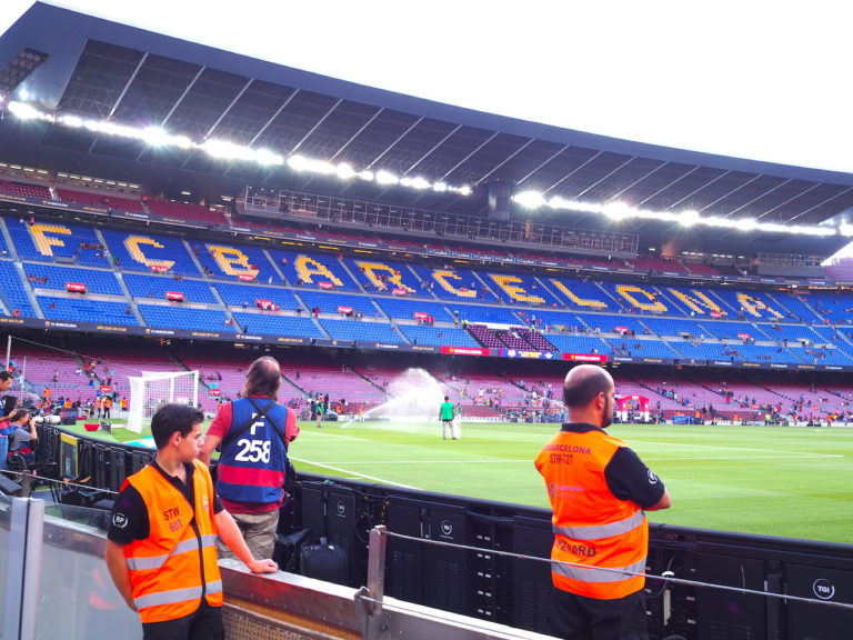 バルセロナのカンプ ノウスタジアムでサッカー観戦 チケットの購入方法から当日の流れまでを解説 くろむぽん旅行日記くろむぽん旅行日記